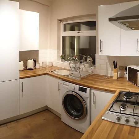4 Bedrooms, Sleeps 10, Near Lfc & Efc Liverpool Buitenkant foto